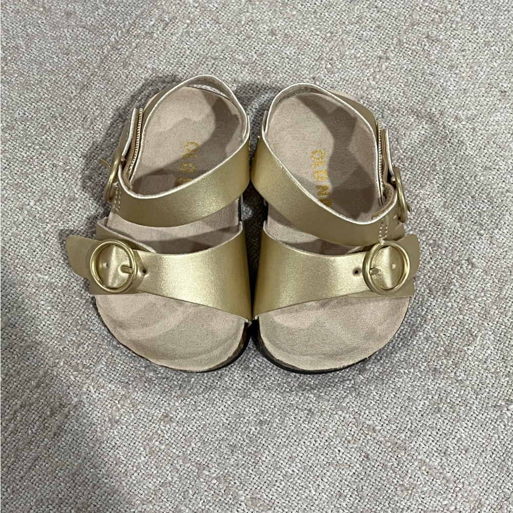 NWOT Gold Baby Sandals